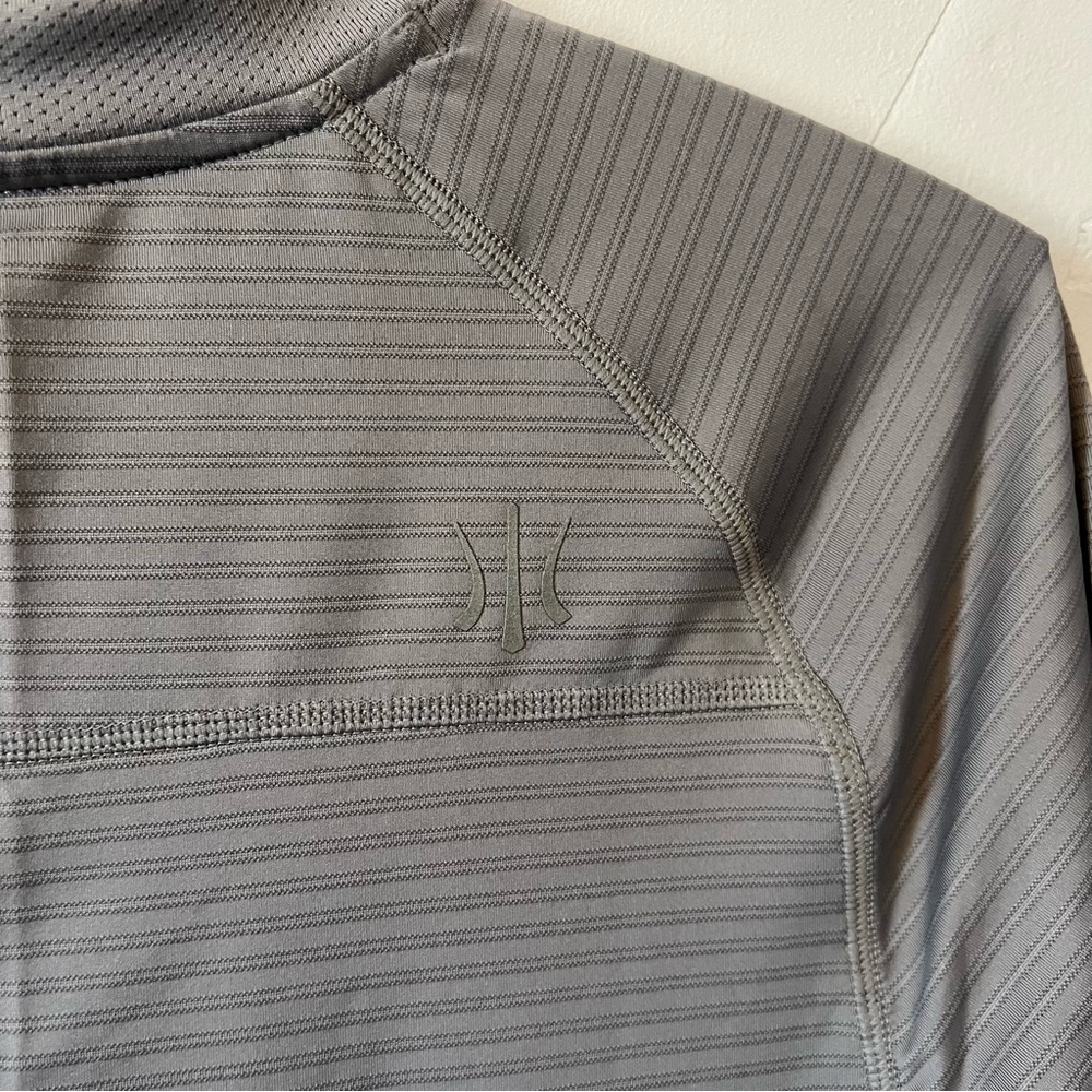 Rhone Mens Athletic‎ T-Shirt Size Small Workout - Picture 9 of 9
